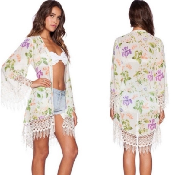 Show Me Your MuMu Tops - Show Me Your Mumu Metzler Kimono in Flower Press Floral Pattern Embroidered Trim